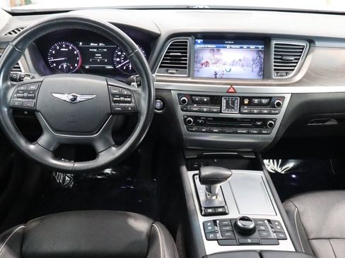 Used 2018 Genesis G80 3.8 w/ Option Group 03 RWD image 9