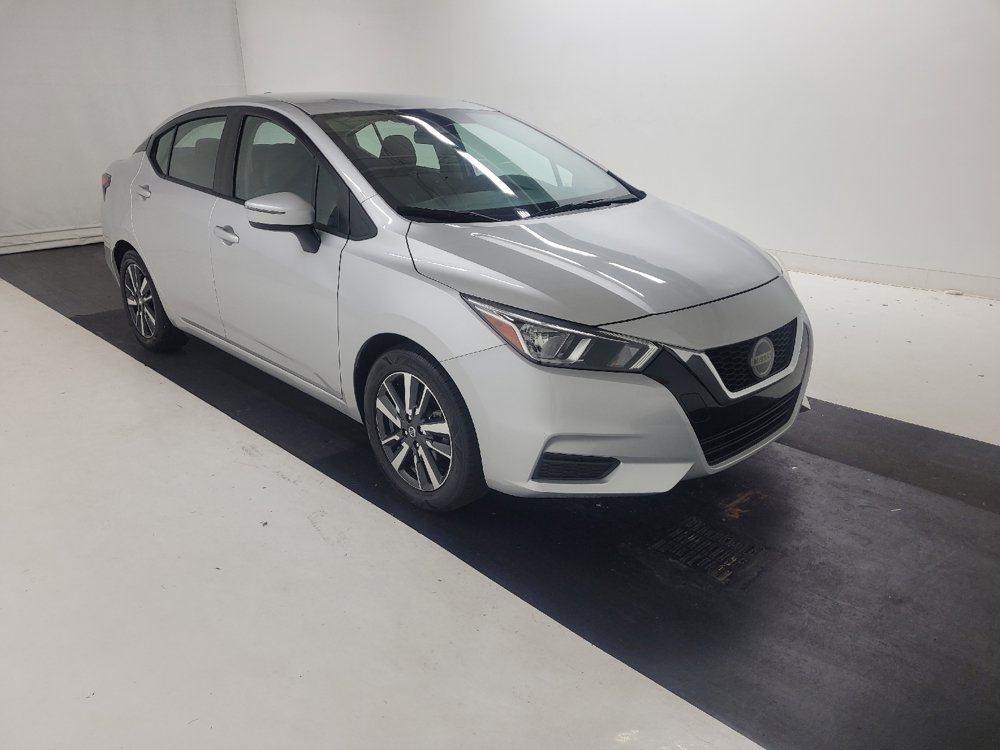 Used 2021 Nissan Versa SV FWD image 13