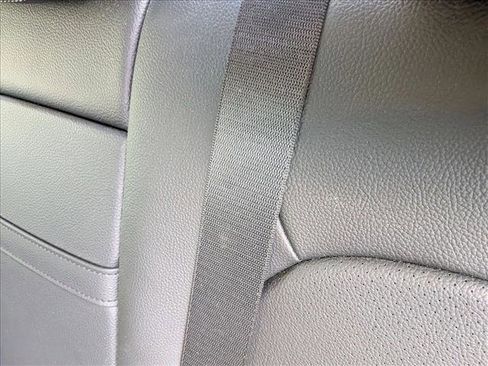 Used 2016 Mercedes-Benz C 300 Sedan image 14