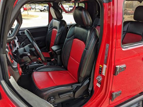 Used 2022 Jeep Gladiator Sport image 33