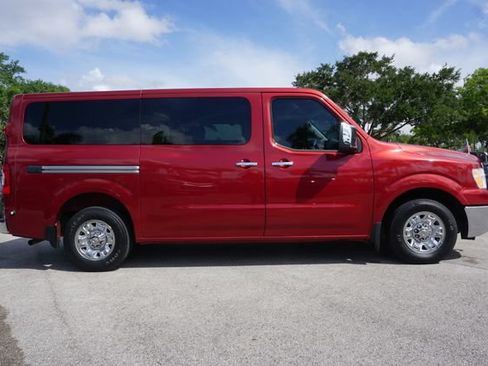 Used 2017 Nissan NV 3500 SL RWD image 16