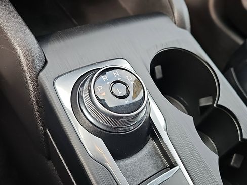 Used 2025 Ford Escape ST-Line image 15