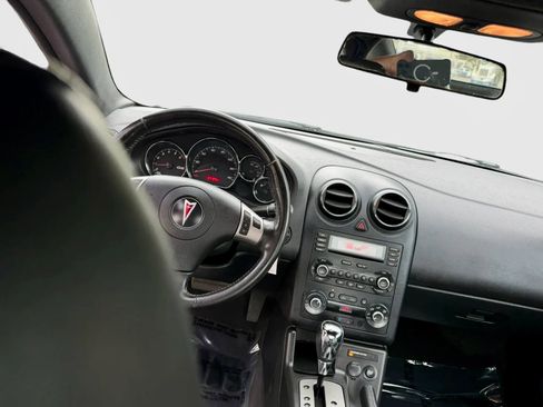 Used 2006 Pontiac G6 GTP w/ Premium Value Package FWD image 12