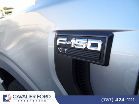 Used 2022 Ford F150 XLT w/ Equipment Group 302A High AWD/4WD image 17