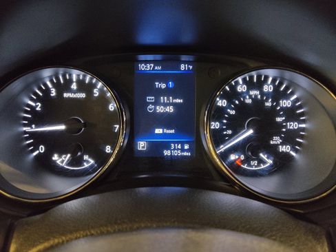Used 2018 Nissan Rogue S AWD/4WD image 23