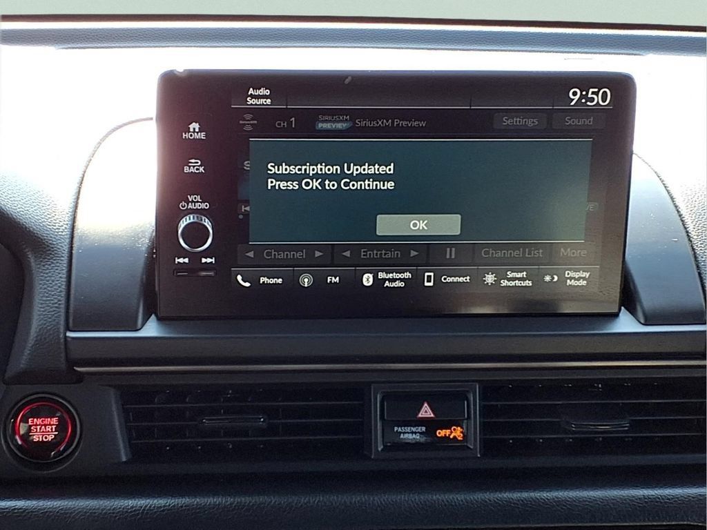 Certified 2025 Honda Pilot TrailSport image 14