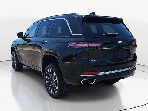 Used 2022 Jeep Grand Cherokee Overland AWD/4WD image 8