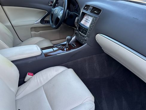 Used 2012 Lexus IS 250 image 19