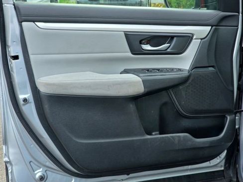 Used 2017 Honda CR-V LX image 23