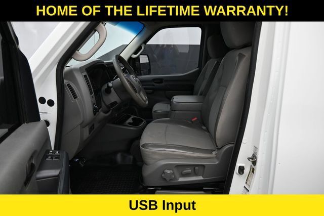 Used 2013 Nissan NV 2500 SV w/ Technology Pkg RWD image 14