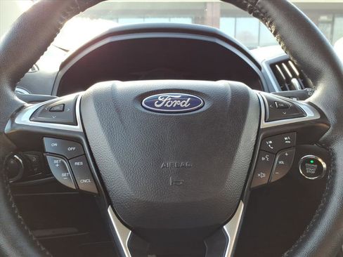 Used 2024 Ford Edge SEL w/ Convenience Package image 20