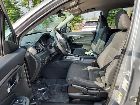 Used 2023 Honda Ridgeline Sport image 14