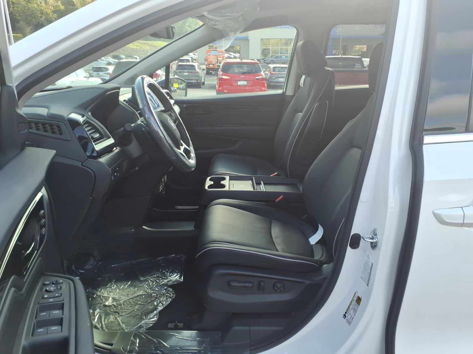 New 2026 Honda Odyssey Elite image 8
