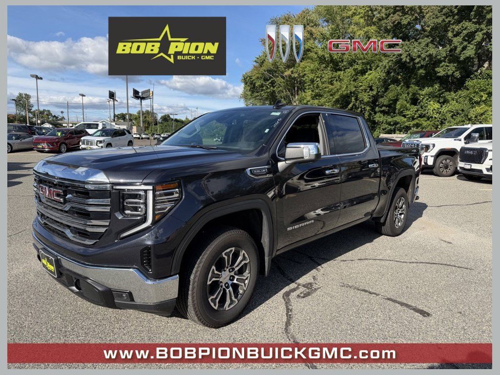 Used 2026 GMC Sierra 1500 SLT AWD/4WD image 1