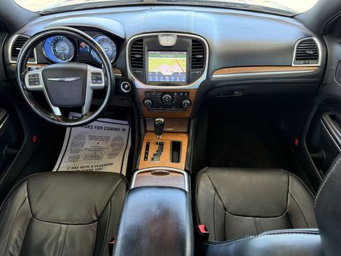 Used 2014 Chrysler 300 C w/ Beats Audio Group RWD image 14