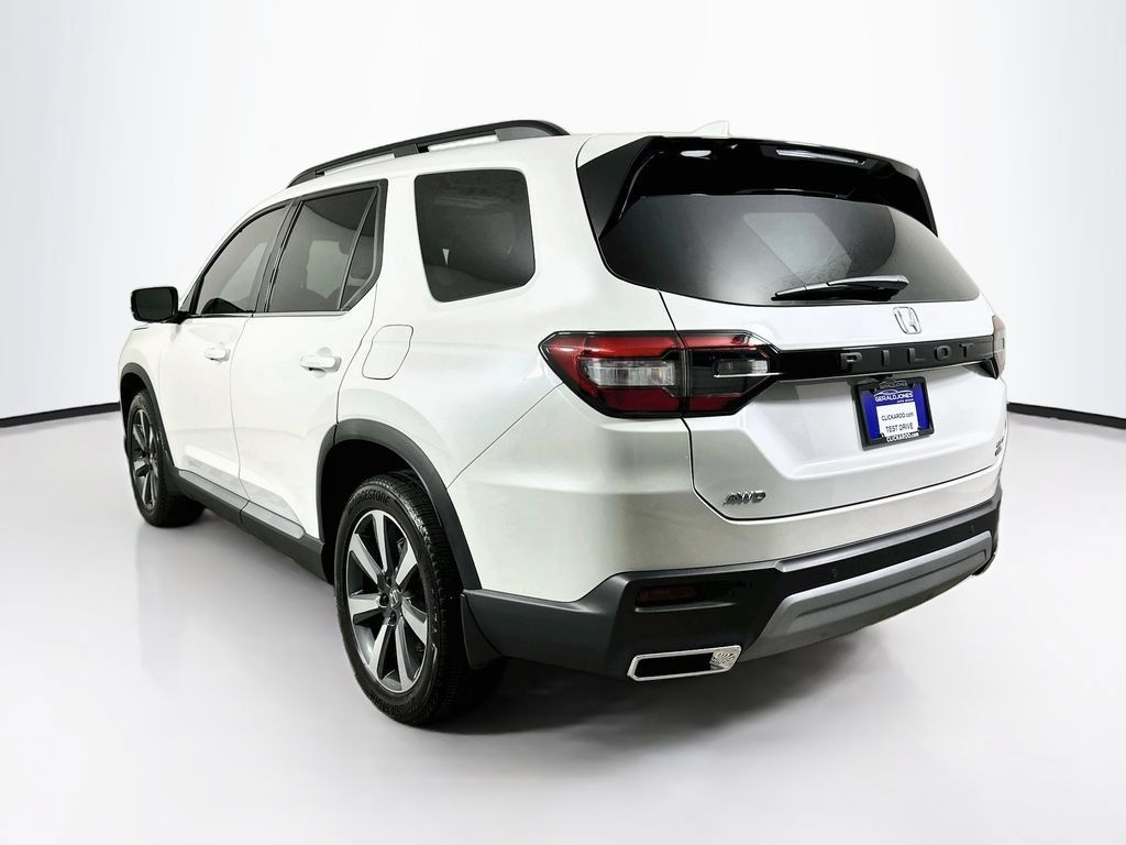 Certified 2025 Honda Pilot Elite image 6