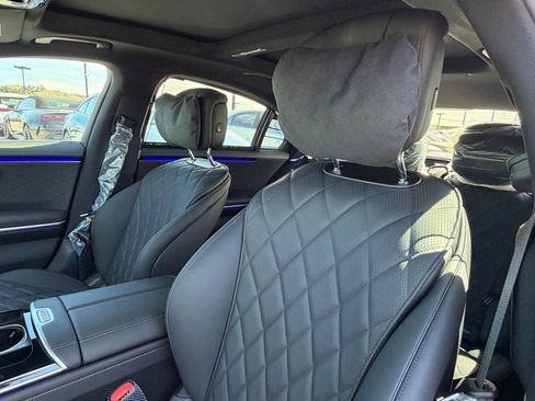 New 2026 Mercedes-Benz S 580e 4MATIC Sedan image 19