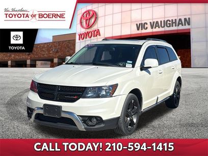 Used 2019 Dodge Journey Crossroad w/ Nav & Sun Group