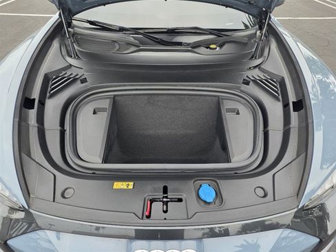 Used 2023 Audi e-tron GT Prestige AWD/4WD image 11