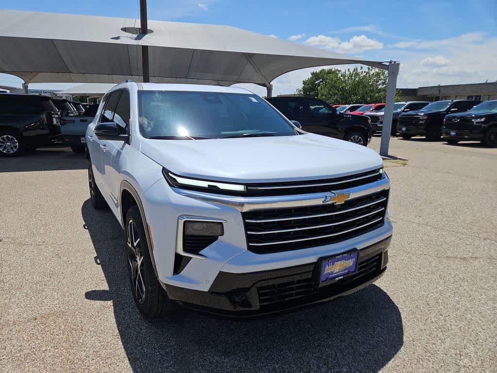 New 2026 Chevrolet Traverse High Country FWD image 2