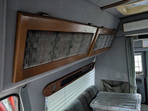 Used 1997 Ford E-250 and Econoline 250 Heavy-Duty Extended image 13