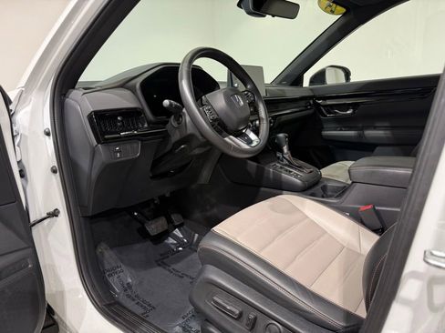 Used 2024 Honda CR-V Sport Touring image 17