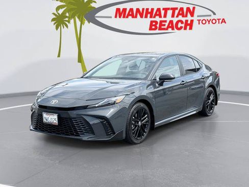 Certified 2026 Toyota Camry SE w/ Convenience Package FWD image 1
