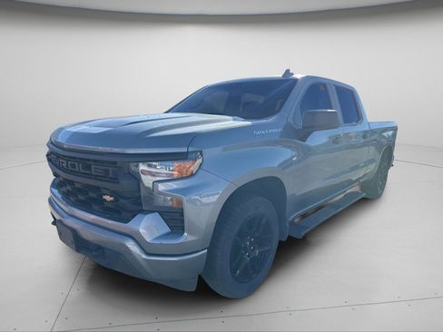 Used 2023 Chevrolet Silverado 1500 Custom AWD/4WD image 5