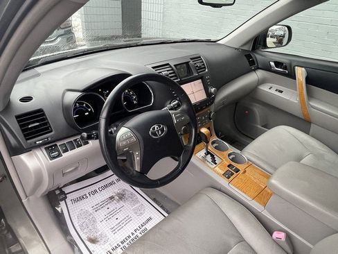 Used 2010 Toyota Highlander Limited image 14