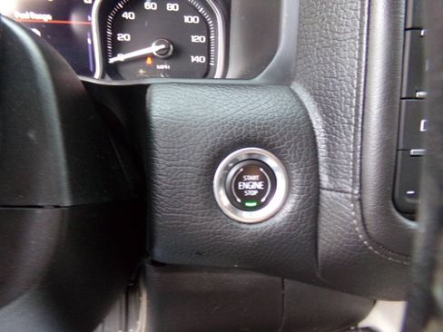 Used 2021 GMC Yukon Denali w/ Denali Ultimate Package AWD/4WD image 26