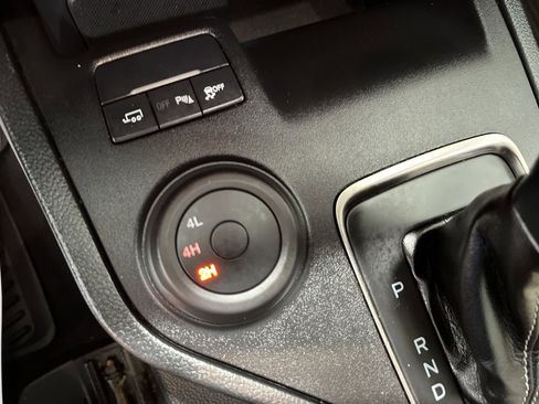 Used 2022 Ford Ranger Lariat w/ Equipment Group 501A High image 28