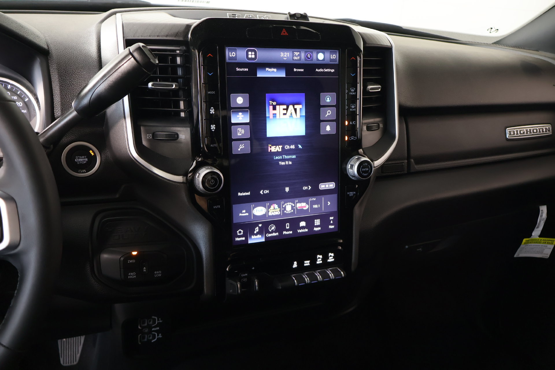 Used 2025 RAM 2500 Big Horn AWD/4WD image 5