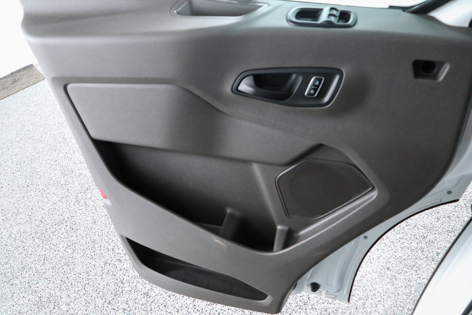 Used 2025 Ford Transit 250 148 Medium Roof w/ Load Area Protection Package RWD image 21