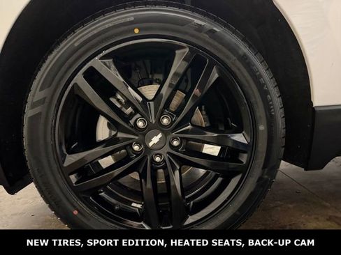 Used 2021 Chevrolet Equinox LT image 10