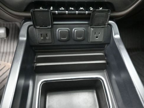 Used 2017 Chevrolet Silverado 1500 LTZ Z71 w/ LTZ Plus Package image 18