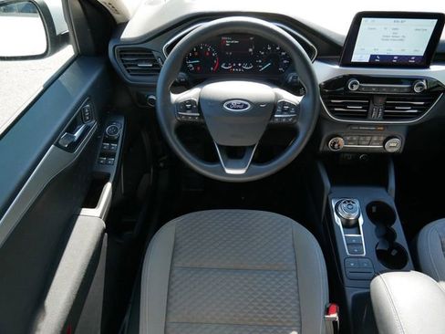 Used 2020 Ford Escape SE FWD image 12