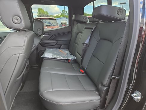 New 2026 Chevrolet Colorado LT w/ LT Convenience Package image 13