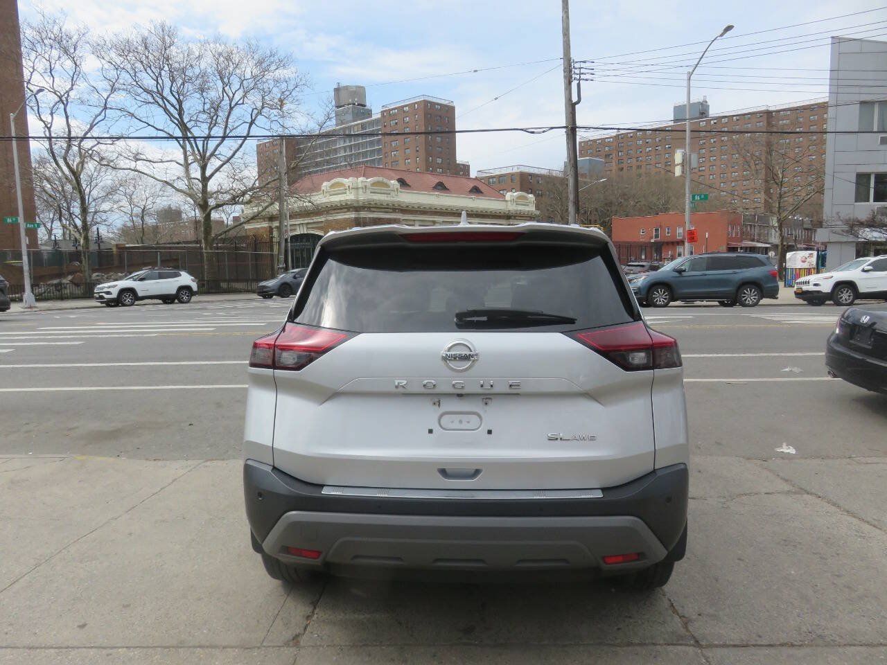 Used 2021 Nissan Rogue SL AWD/4WD image 8