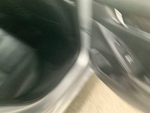 Used 2019 Honda Accord Touring image 45