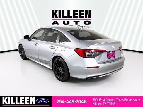 Used 2023 Honda Civic Sport image 6