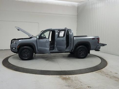 Used 2025 Nissan Frontier PRO-4X w/ Interior Protection Package AWD/4WD image 13