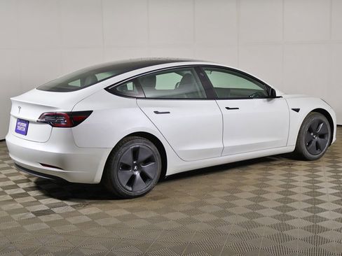 Used 2023 Tesla Model 3 Standard Range image 11