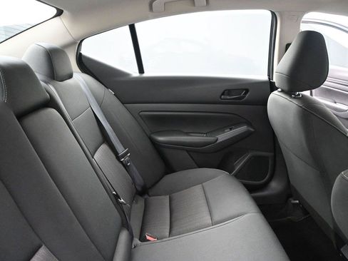 Used 2024 Nissan Altima 2.5 S FWD image 17