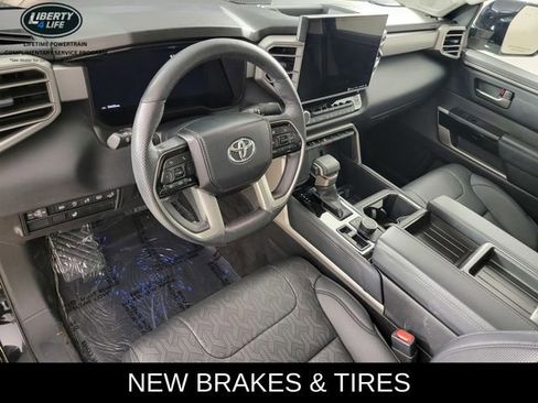 Used 2024 Toyota Tundra Limited AWD/4WD image 12