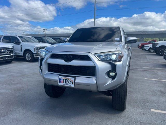 Used 2018 Toyota 4Runner SR5 Premium AWD/4WD image 1