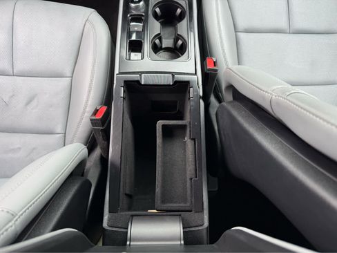 Used 2022 Lincoln Corsair Reserve w/ Sport Package image 33