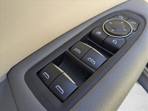 Used 2020 Cadillac XT5 Premium Luxury image 10