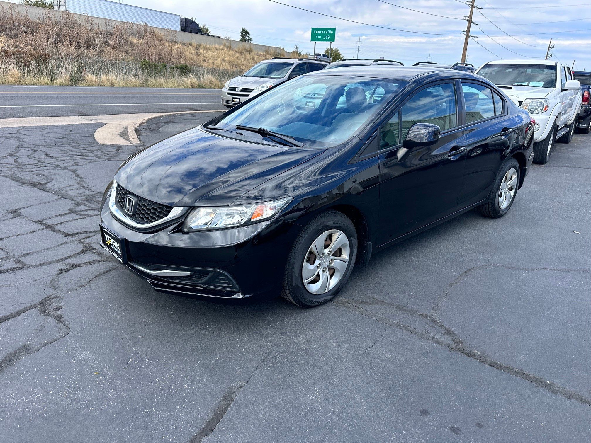 Used 2013 Honda Civic LX image 2