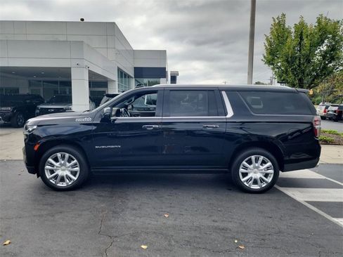 Used 2021 Chevrolet Suburban High Country w/ Premium Package image 6