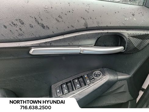 Used 2024 Kia Seltos LX image 28